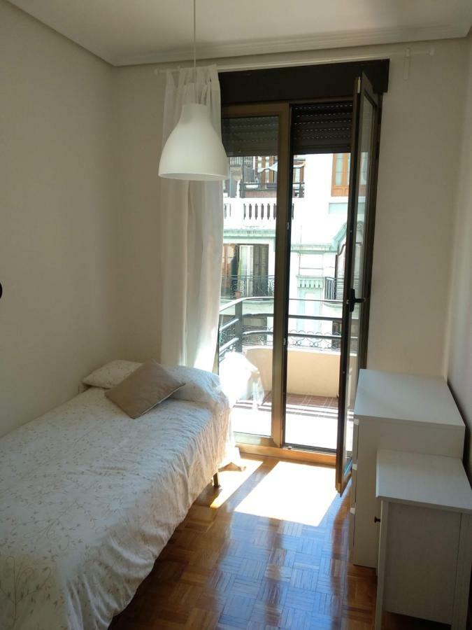 Km0 Centro Ciudad Apartment Valencia Ngoại thất bức ảnh